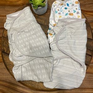 4 Swaddle Me Swaddles (All size Sm/Med)